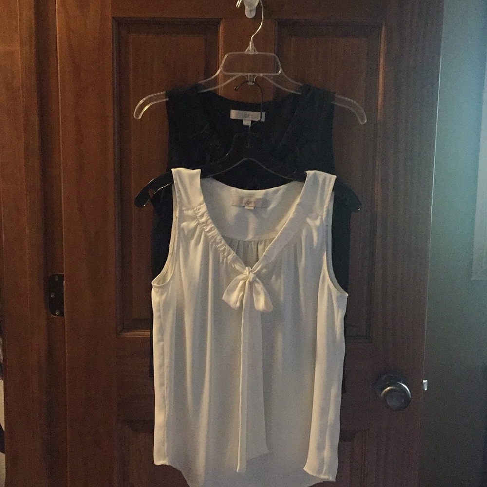 Sleeveless Bow-Accent Tank Top - White